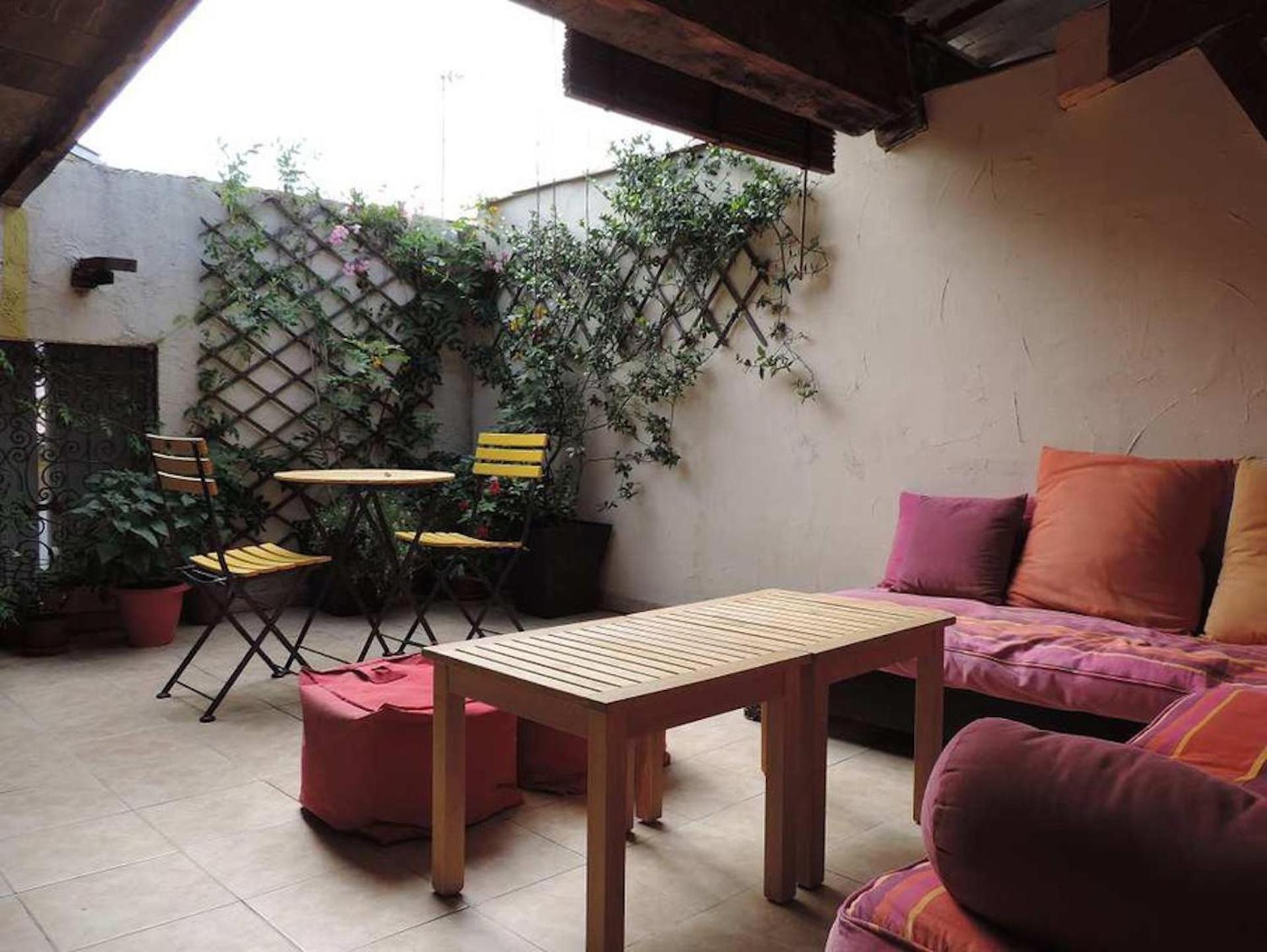 Appartement Duplex avec terrasse tropézienne à Pézenas Extérieur photo